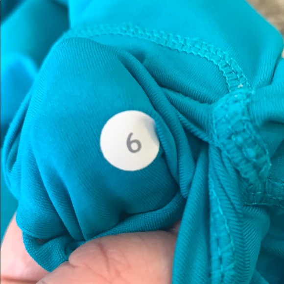 LULULEMON Tank - Picture 3 of 4